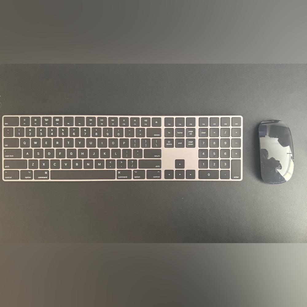 Apple Magic Mouse and Magic Keyboard with numerical keypad